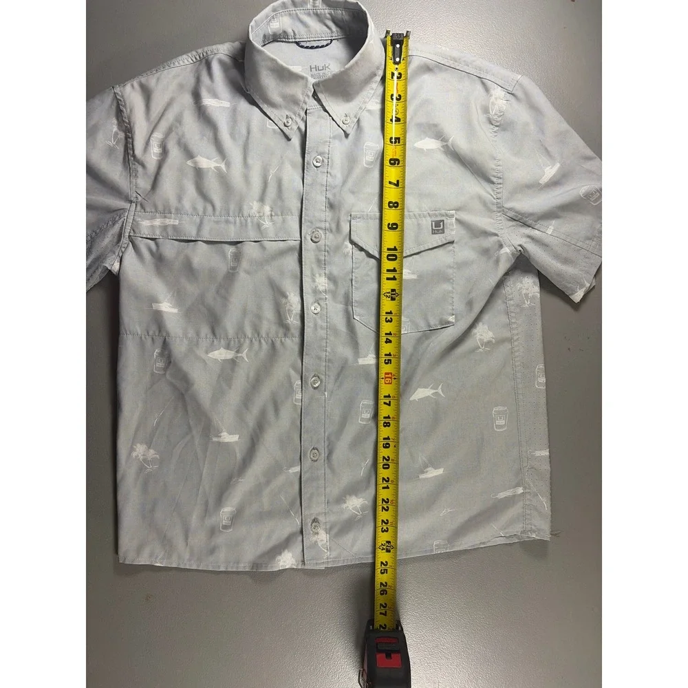 Huk Fishing Shirt Mens Small Blue Short Sleeve Button Down Performance Fishing